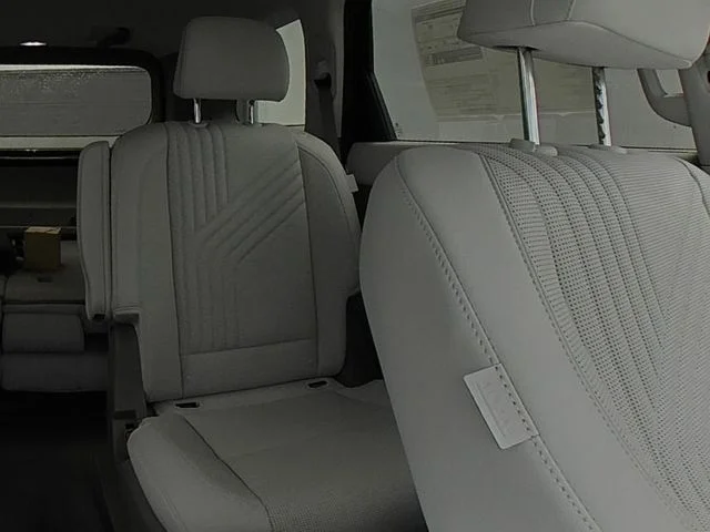 New 2026 Black Hyundai SEL Premium image 29