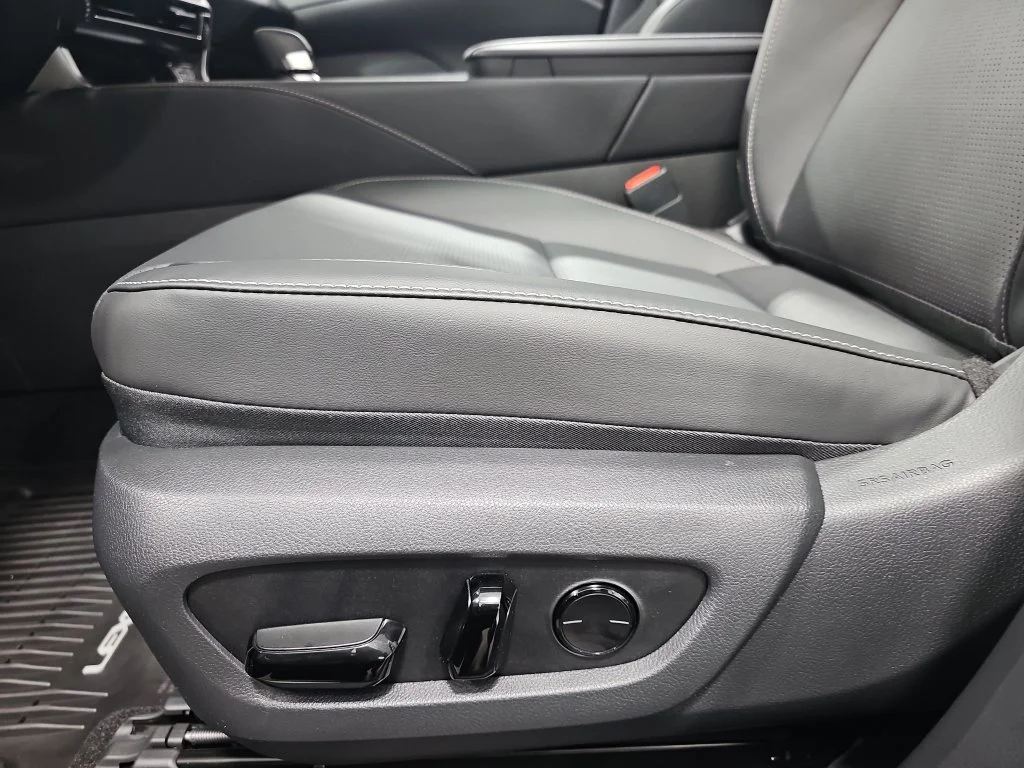 New 2026 Cloudburst Gray Lexus PREMIUM PLUS image 28