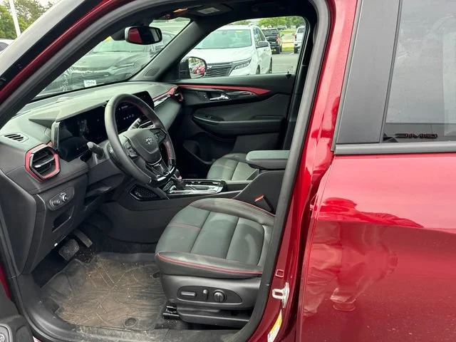 Used 2025 Crimson Metallic Chevrolet RS image 11