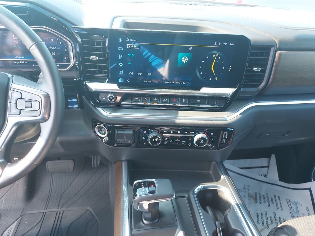 Used 2025 Red Chevrolet High Country image 28