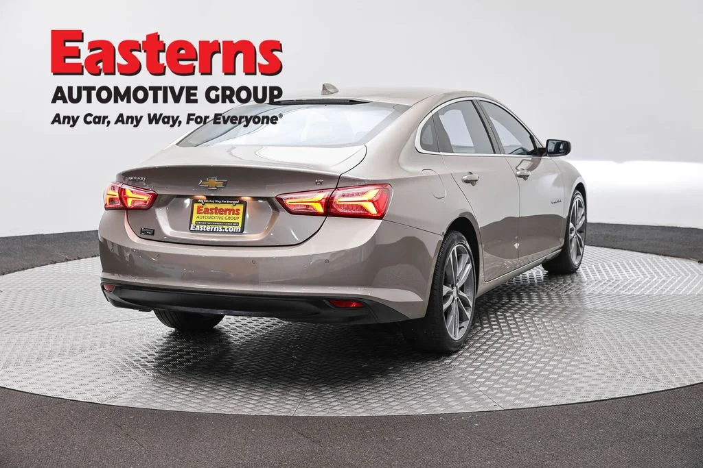 Used 2024 Gray Chevrolet LT image 5