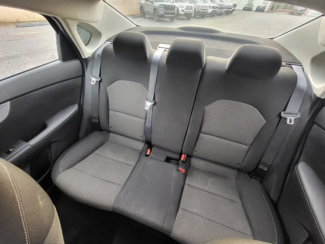 Used 2024 Red Kia LXS image 10