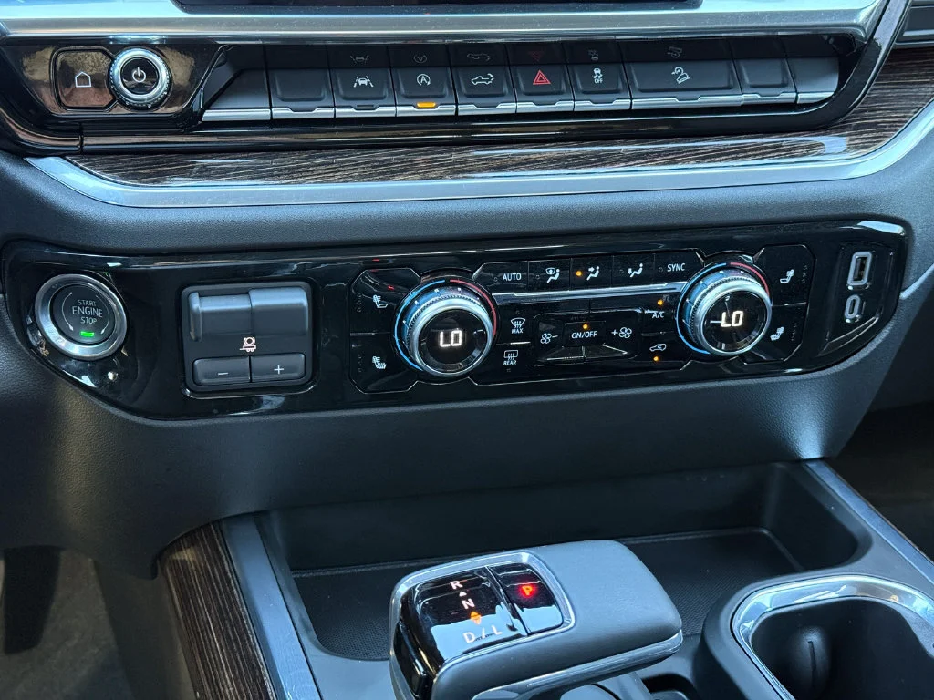 Used 2026 Sterling Metallic GMC Elevation image 28