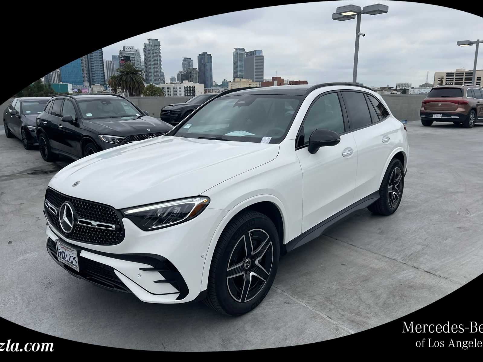 2026 Mercedes-Benz GLC GLC 300's photo