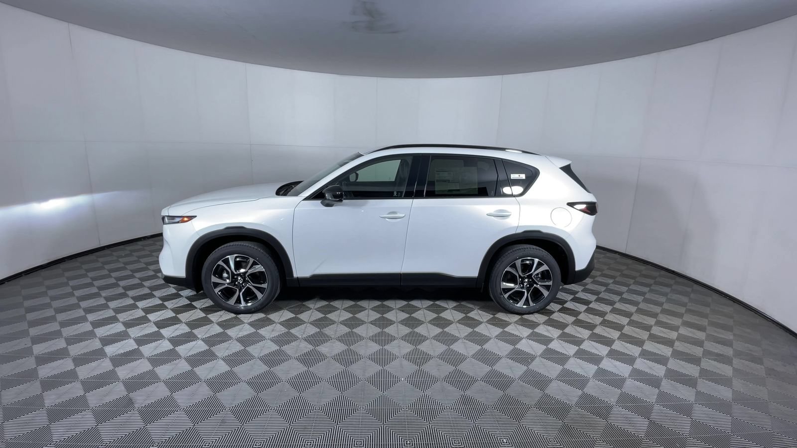 New 2026 Rhodium White Metallic Mazda 2.5 S Preferred image 5