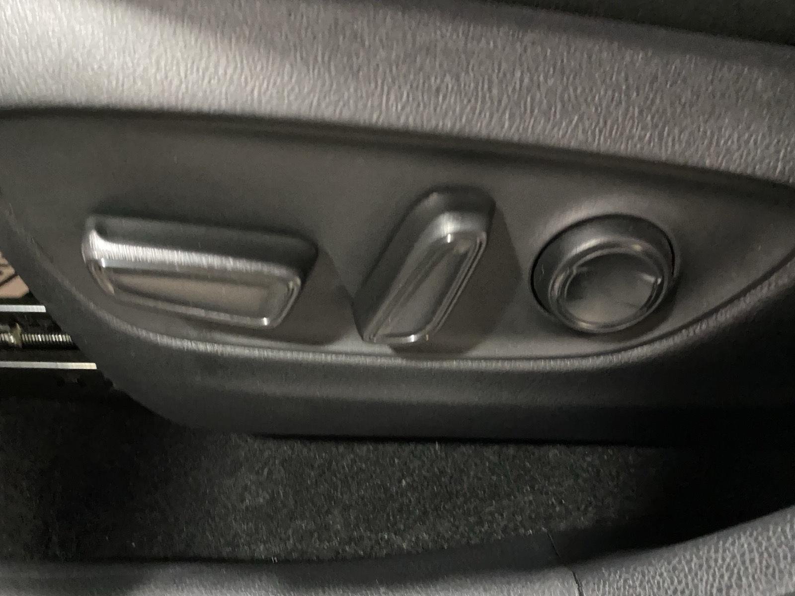Used 2021 Silver Sky Metallic Toyota XLE image 19
