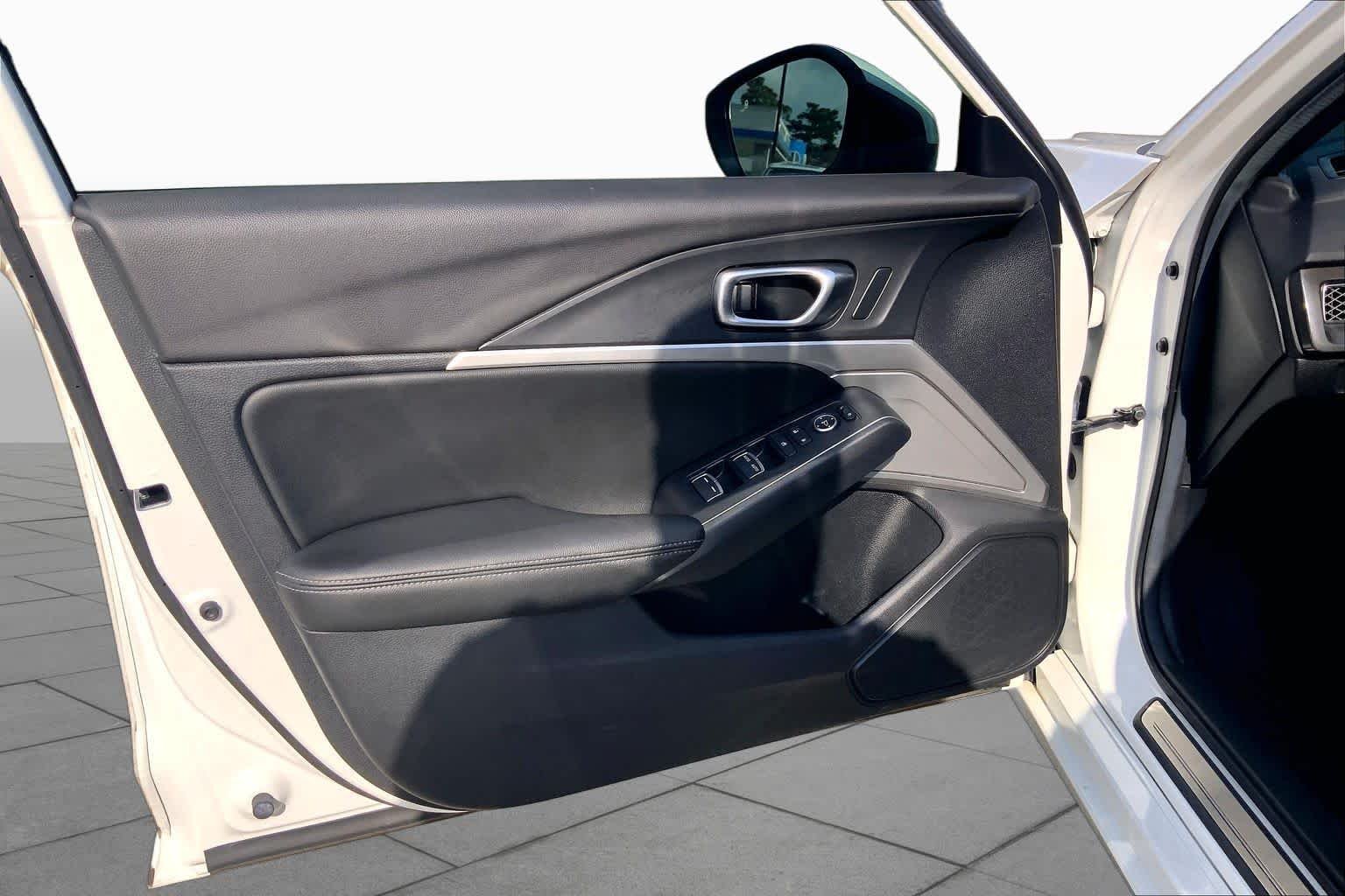 Used 2024 Platinum White Pearl Acura w/A-Spec Package image 21