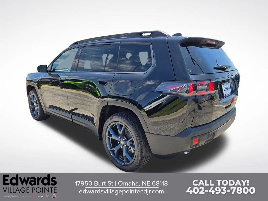 New 2026 Black Jeep  image 5