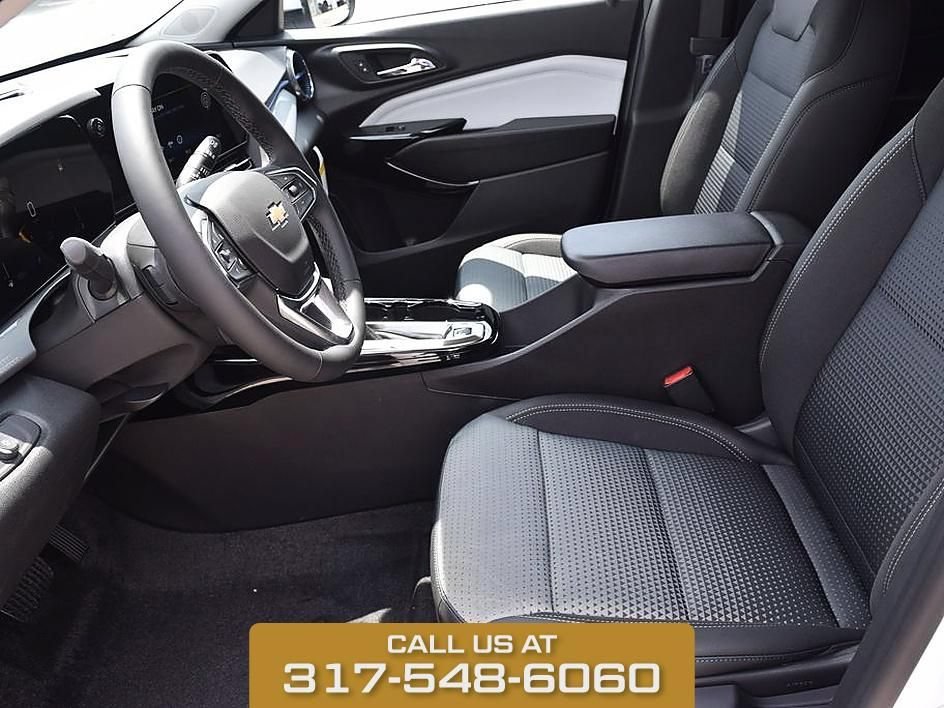 2026 Chevrolet Trax LT - Photo 17