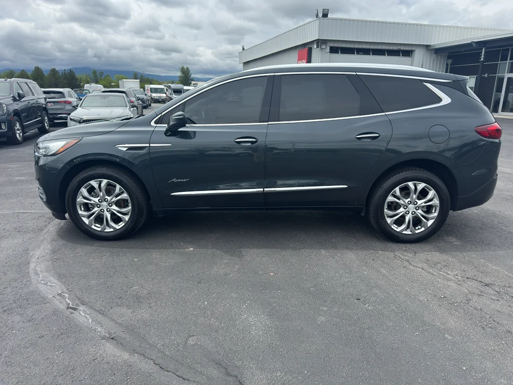 2020 Buick Enclave Avenir AWD's photo