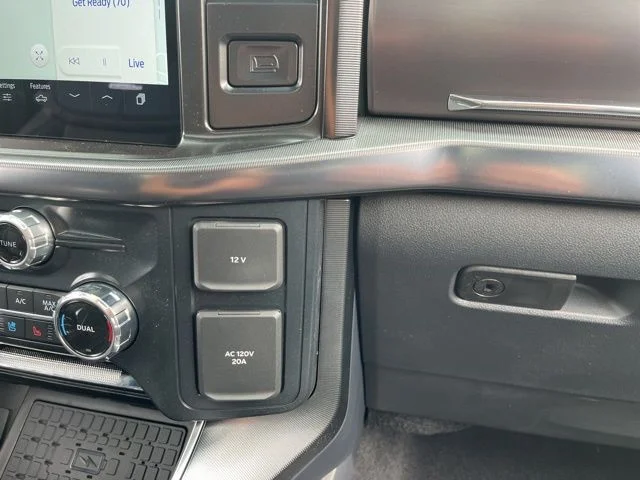 New 2026 Star White Metallic Tri-Coat Ford Platinum® image 66