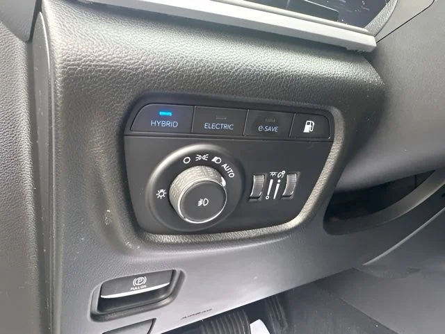 Used 2022 White Jeep 4xe image 10