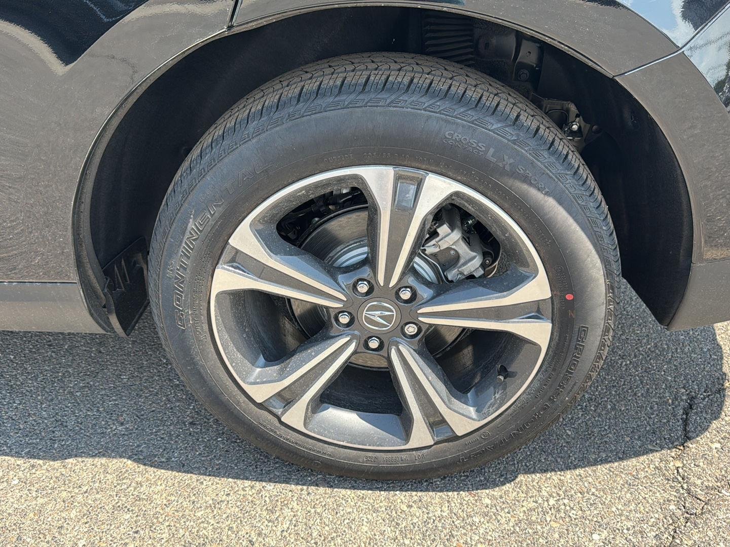 New 2026 Majestic Black Pearl Acura SH-AWD w/Tech image 12