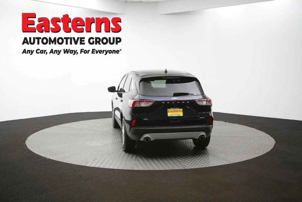 Used 2021 Blue Ford SE image 95