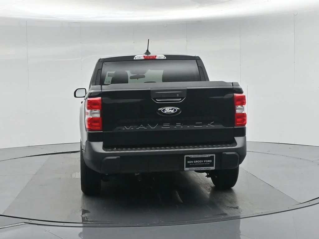 New 2026 Shadow Black Ford XL image 20