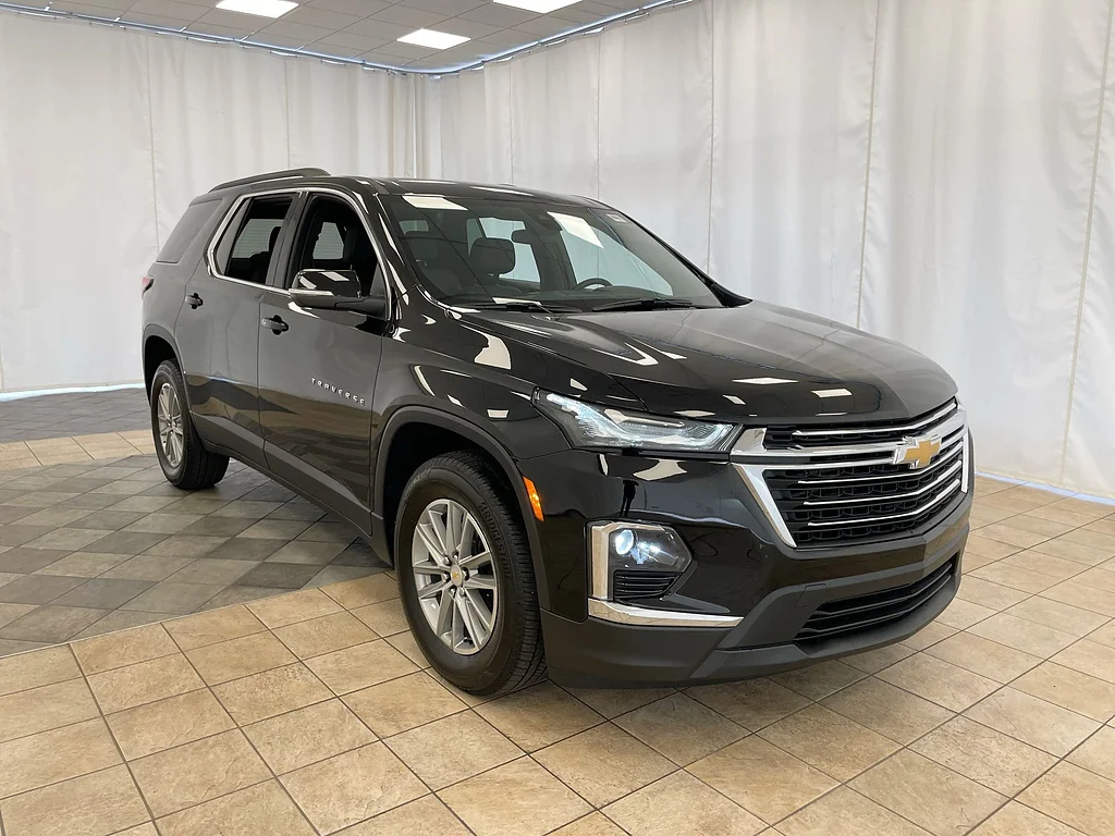 Used 2023 Mosaic Black Metallic Chevrolet LT Leather image 34