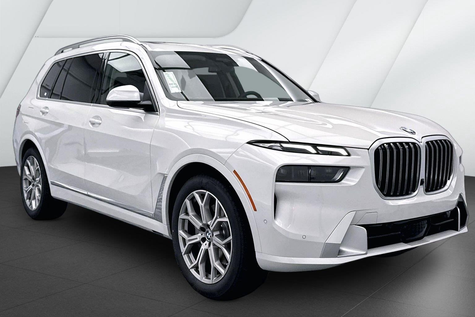 New 2027 Mineral White Metallic BMW xDrive40i image 1