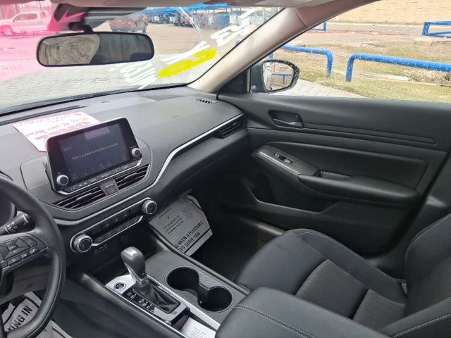 2025 Nissan Altima S - Photo 9