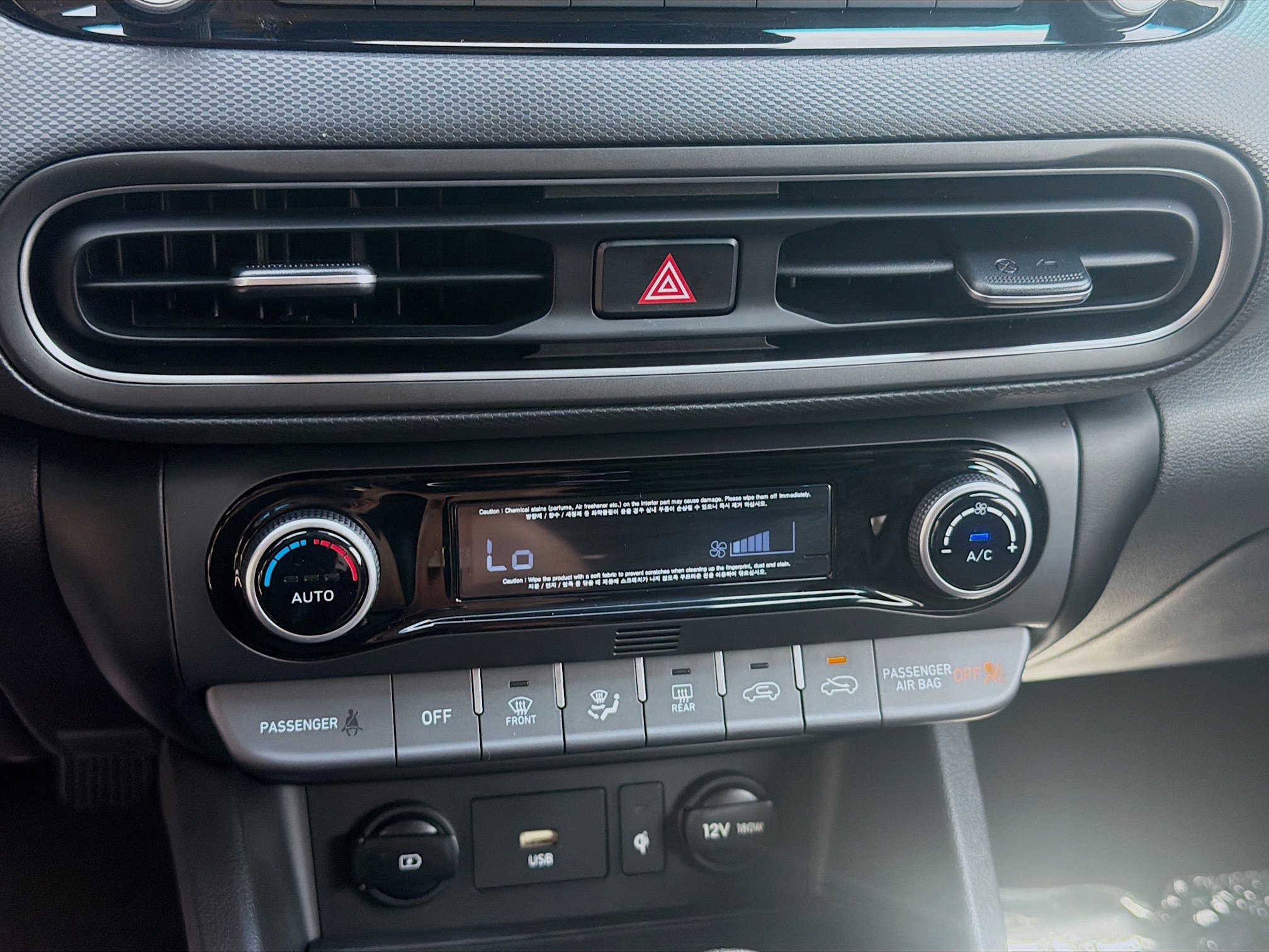 Used 2023 Ecotronic Gray Hyundai Limited image 13