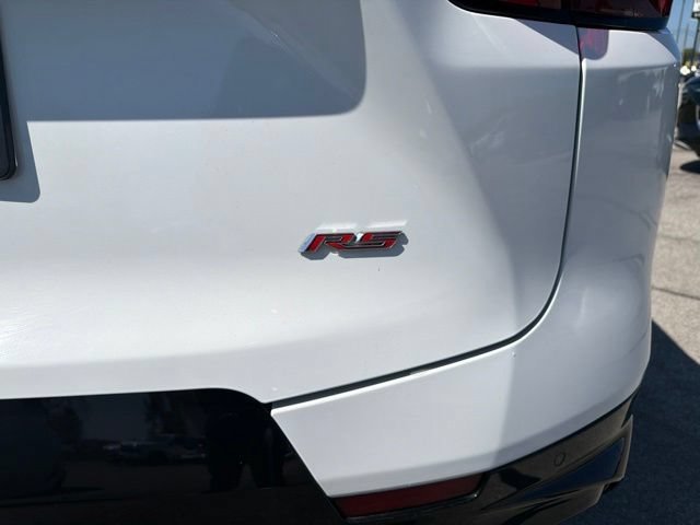 Used 2019 SUMMIT WHITE Chevrolet RS image 8