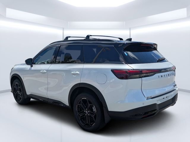 New 2027 2T RAD WHT INFINITI Sport AWD image 5