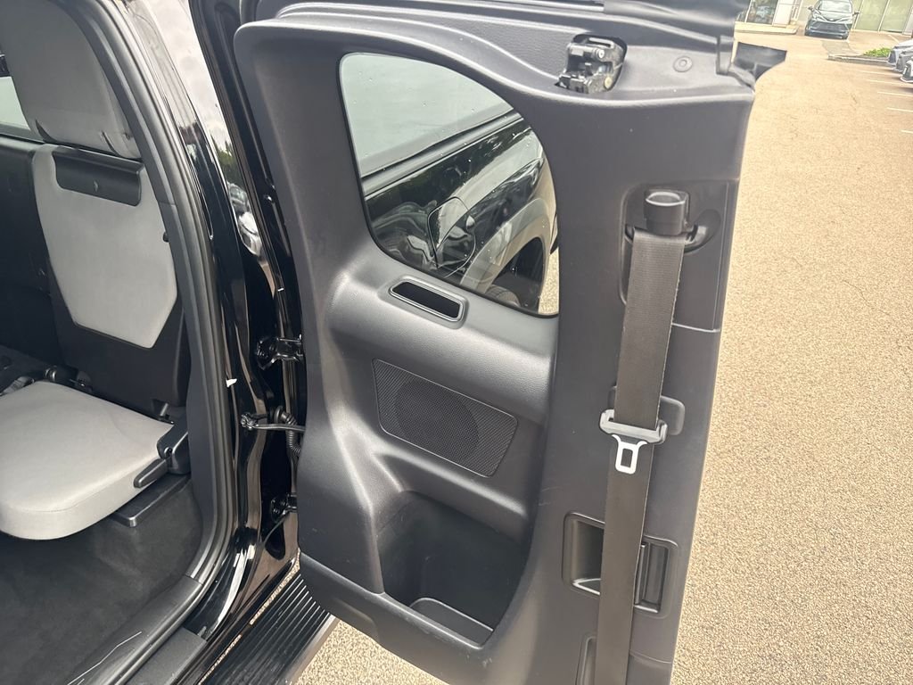 New 2019 Black Toyota SR image 37