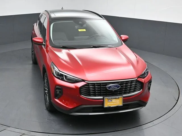 Certified Used 2025 Rapid Red Metallic Tinted Clearcoat Ford Base image 42