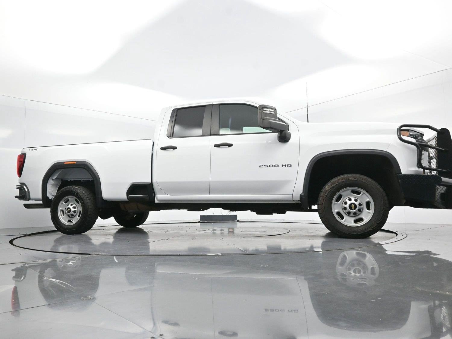 Used 2021 SUMMIT WHITE Chevrolet Work Truck image 39