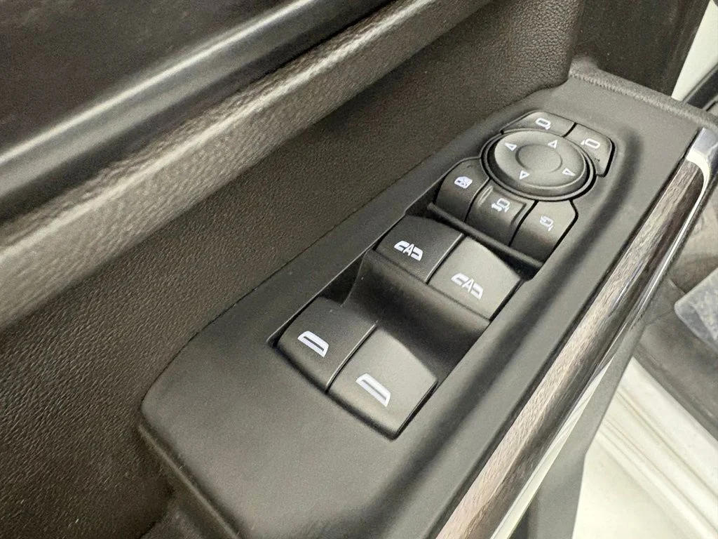 Used 2022 Silver Chevrolet LTZ image 25