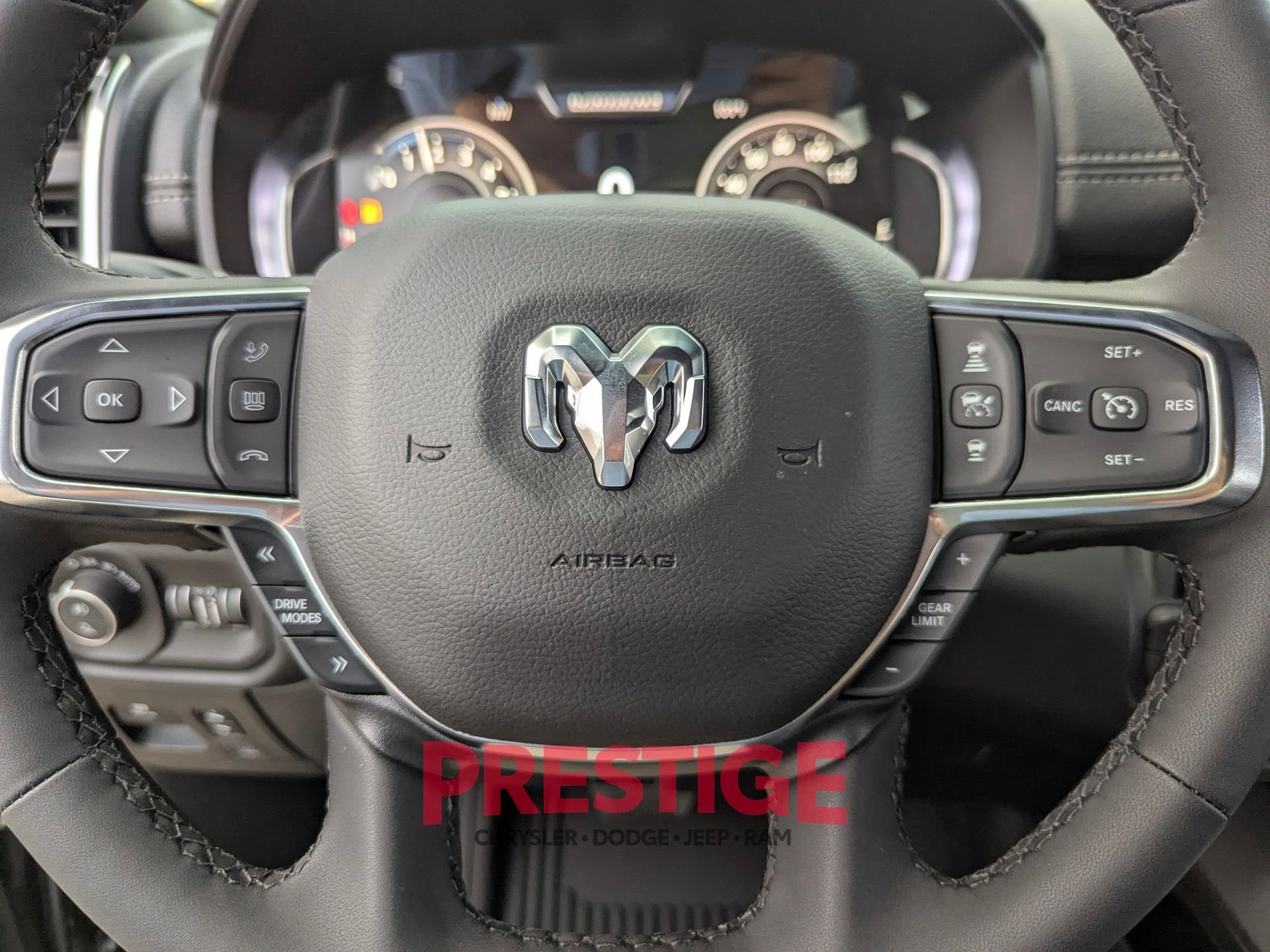 New 2026 Granite Crystal Metallic Clear-Coat Exterior Paint RAM Laramie image 12