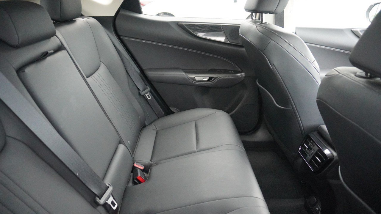 Used 2025 Black Lexus NX 250 Premium image 11