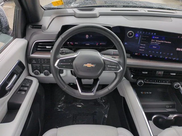 Used 2025 Gray Chevrolet Premier image 15