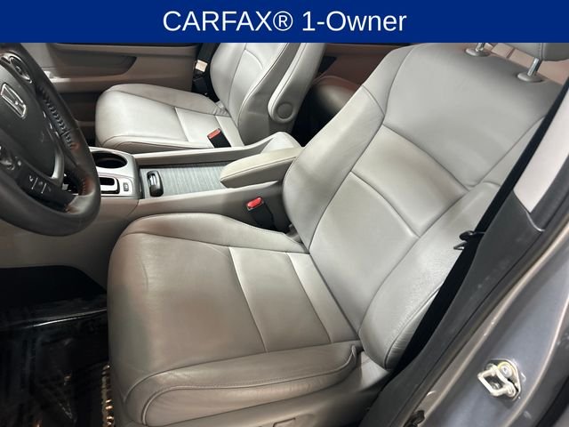 Used 2018 Silver Honda EX-L image 10