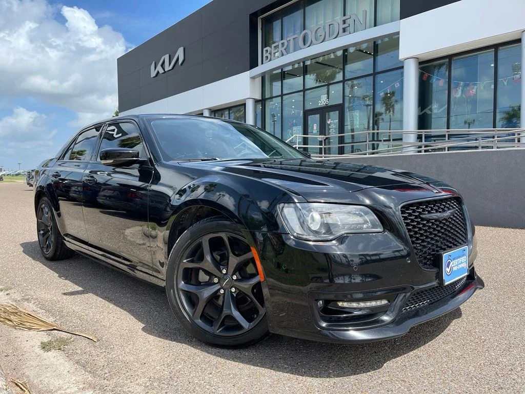 Used 2023 Black Chrysler Touring image 1