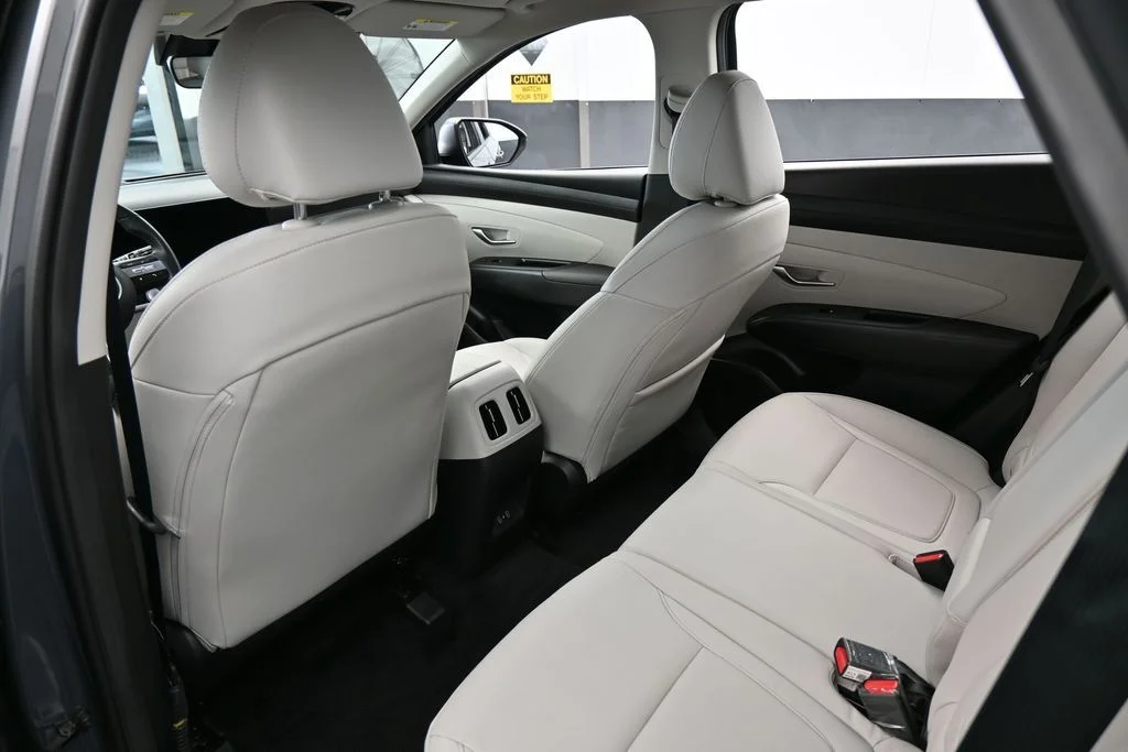Used 2025 Ecotronic Gray Hyundai SEL Convenience image 36