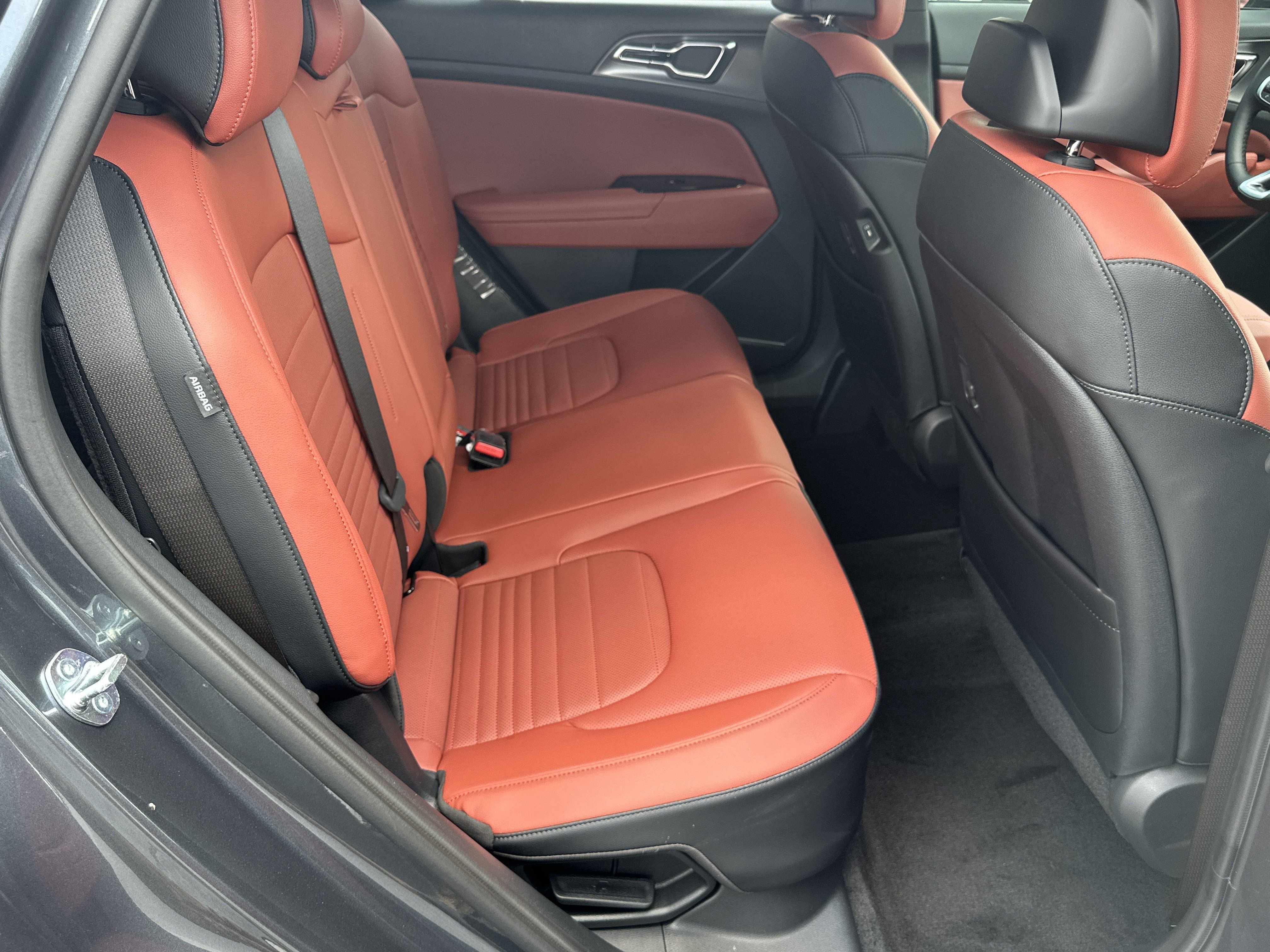 2025 Kia Sportage SX Prestige Hybrid - Photo 17