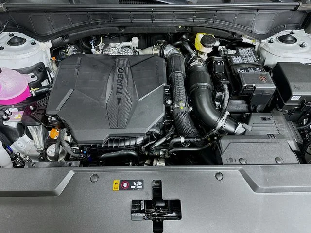 New 2026 Hyundai SANTA FE SE