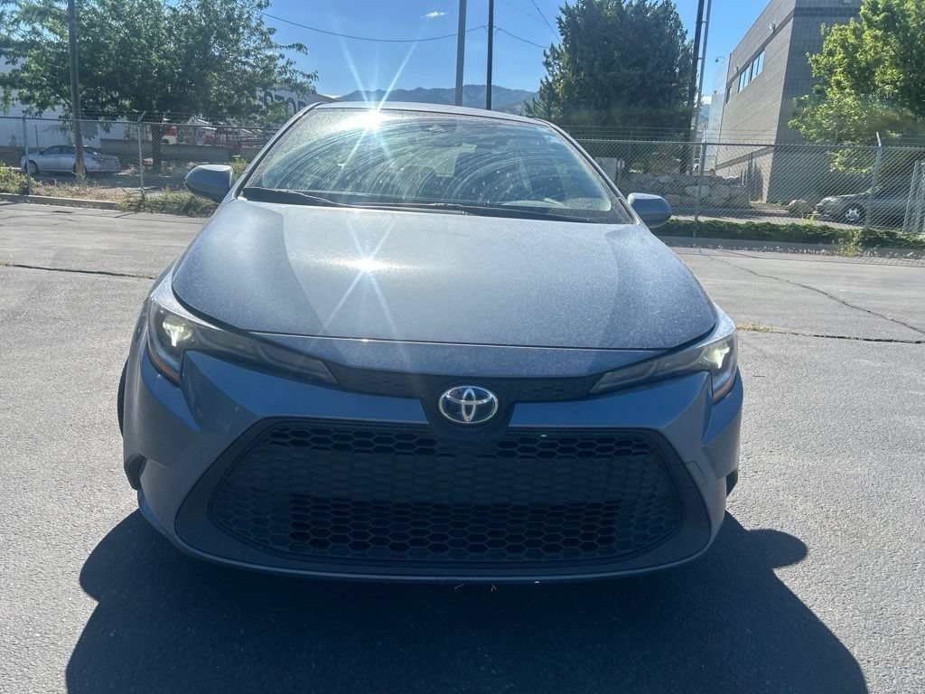 Used 2022 Celestite Toyota LE image 14
