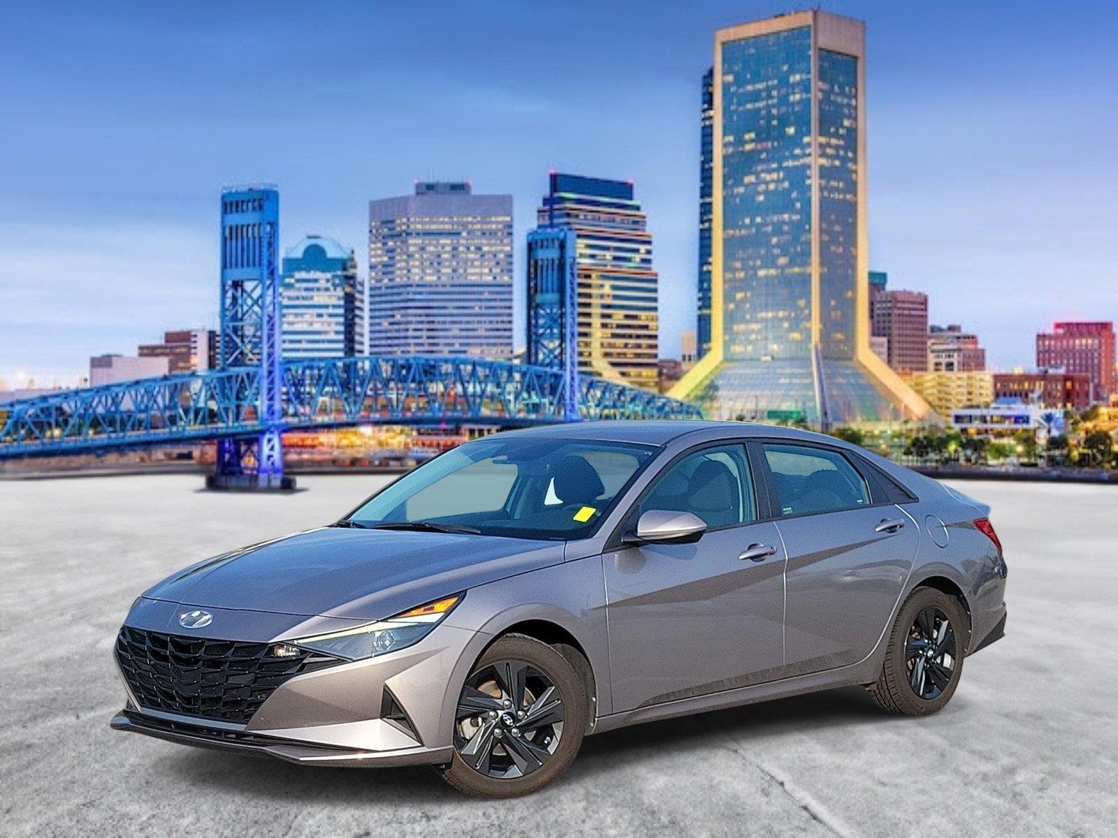 Used 2023 Fluid Metal Hyundai SEL image 1