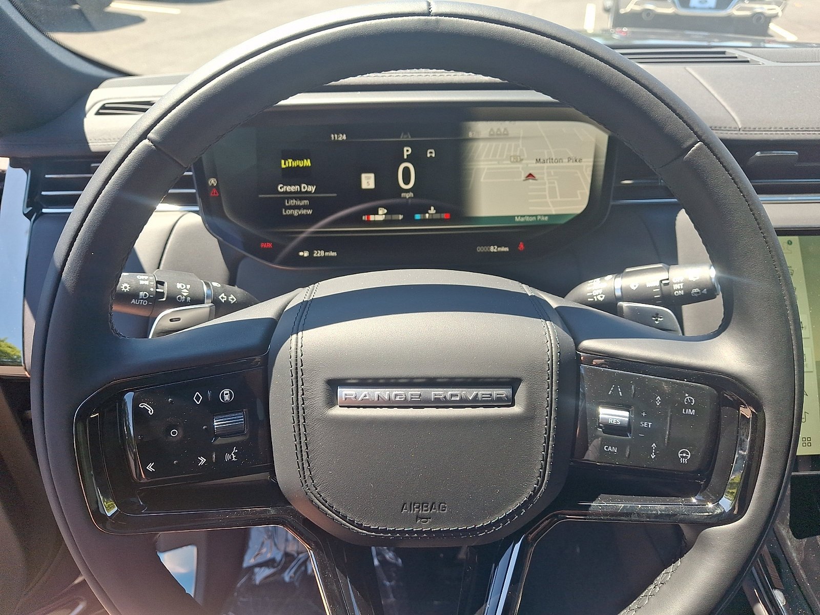 New 2026 Charente Grey Land Rover Dynamic SE image 12