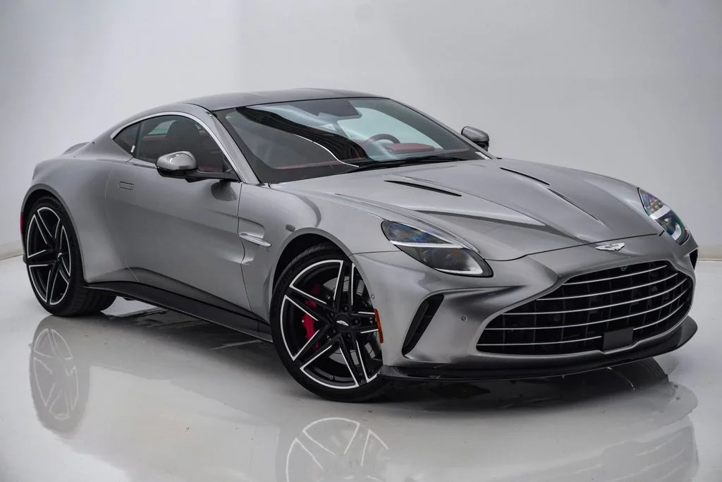 Used 2025 Aluminite Silver Aston Martin Coupe image 3