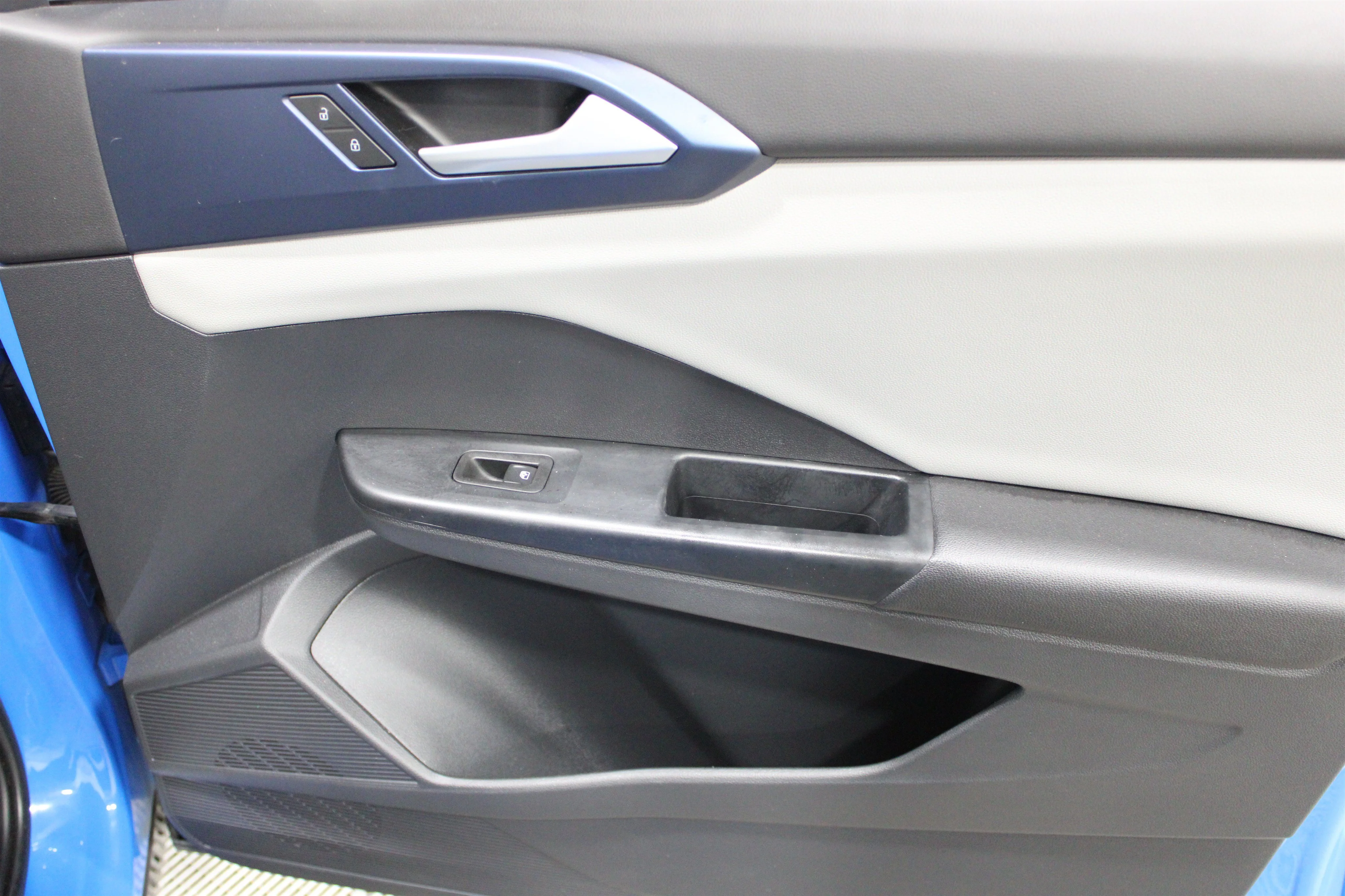 2022 Volkswagen Taos SE - Photo 24