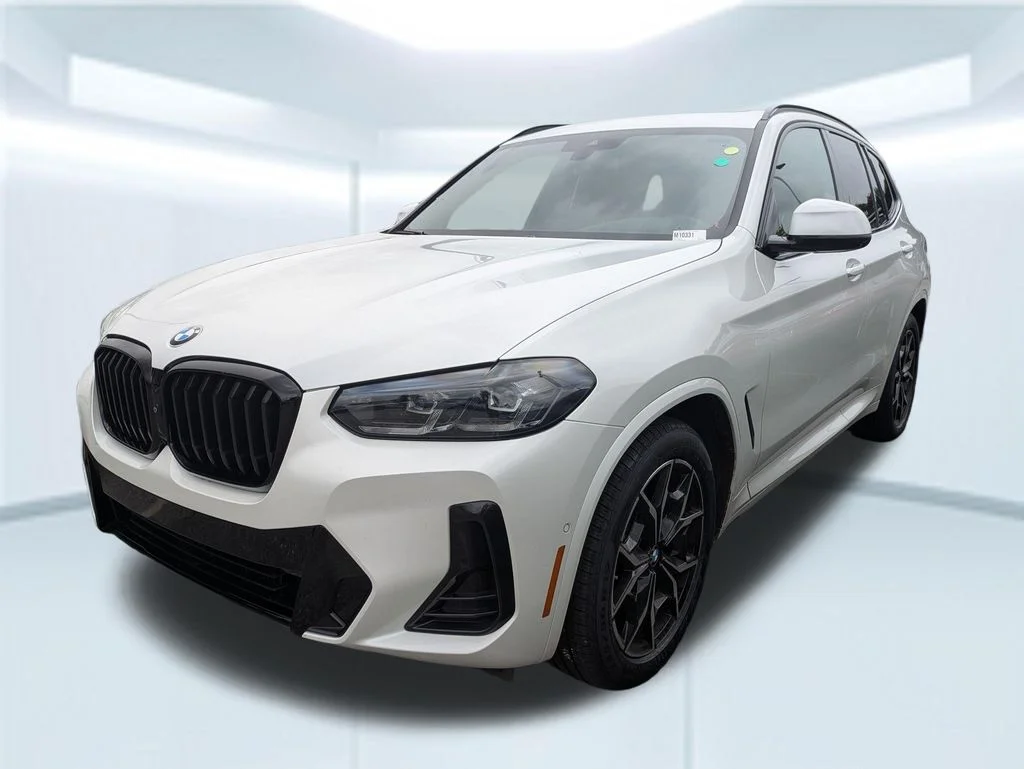 2023 BMW X3 sDrive30i's photo