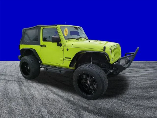 Used 2017 Hypergreen Clearcoat Jeep Sport image 2