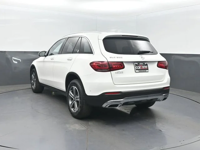 Used 2022 White Mercedes-Benz GLC 300 image 30