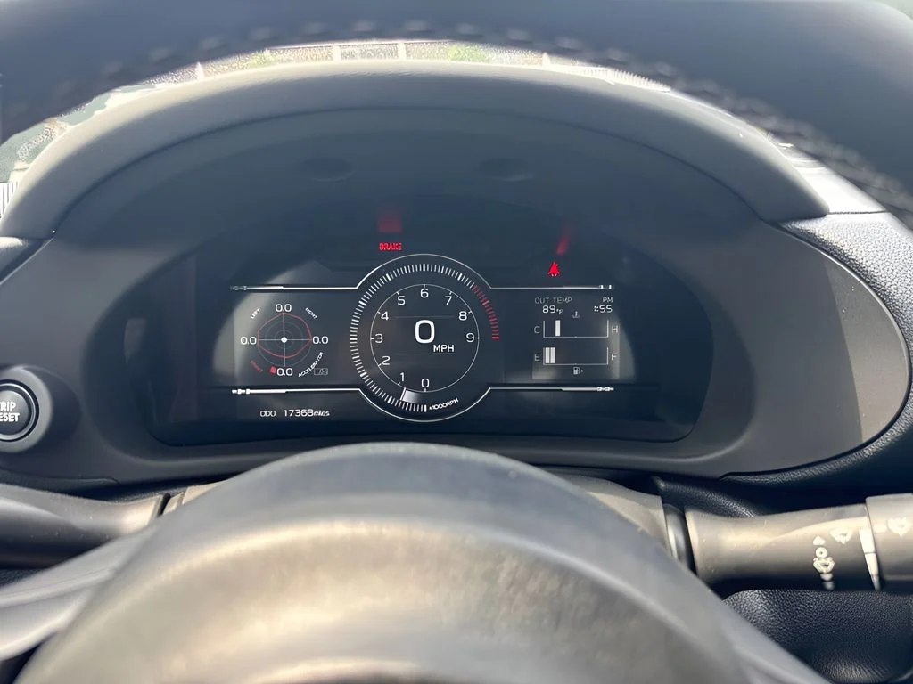 Used 2022  Toyota Base image 18