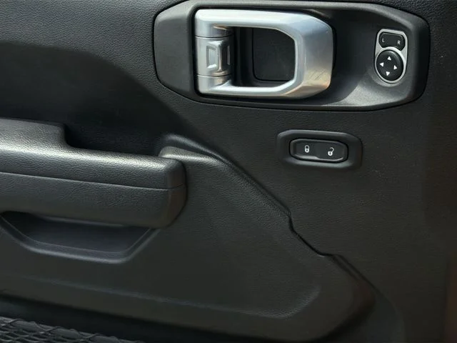 Used 2024 Gray Jeep Nighthawk image 33