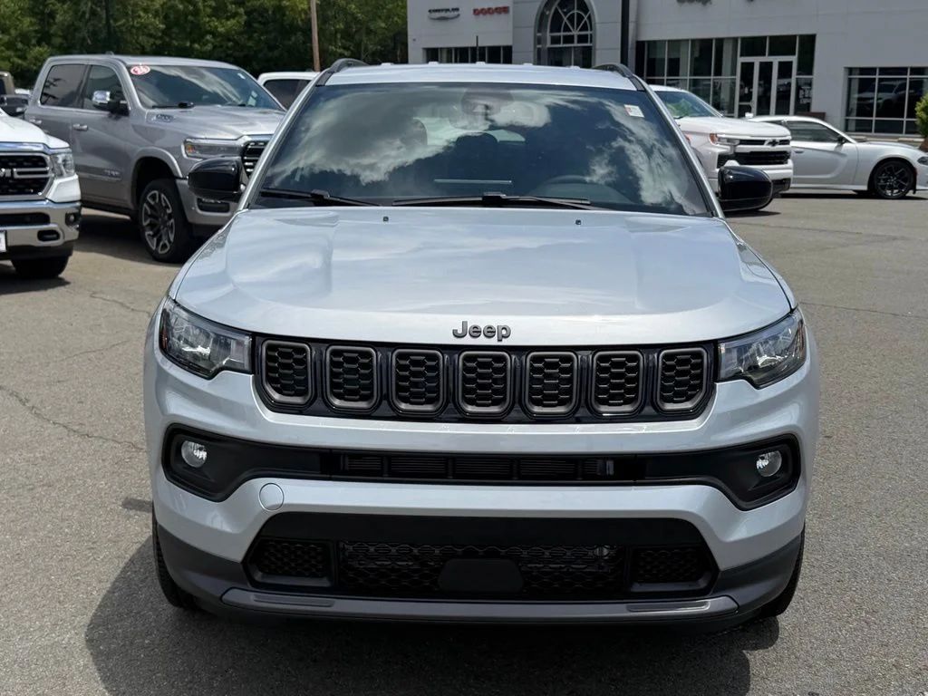 New 2026 Silver Jeep Latitude image 10