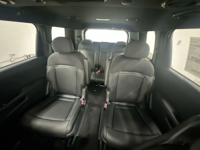 New 2027 Ivory Silver Kia S image 26
