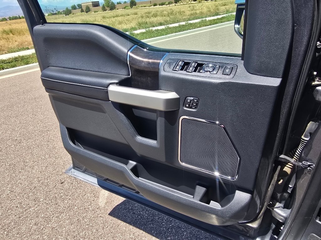Used 2022 Carbonized Gray Metallic Ford LARIAT image 17